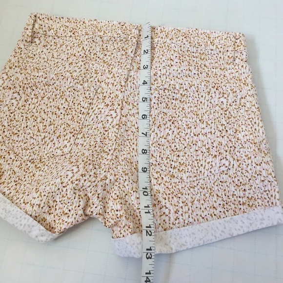 H&M Mid Rise cotton twill stretch Printed Short - Picture 10 of 14